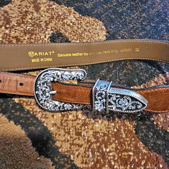 Ariat Brown leather and rhinestone belt sz 32 - Picture 1 of 4